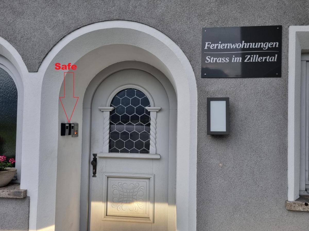 Ferienwohnungen Strass im Zillertal Exterior foto